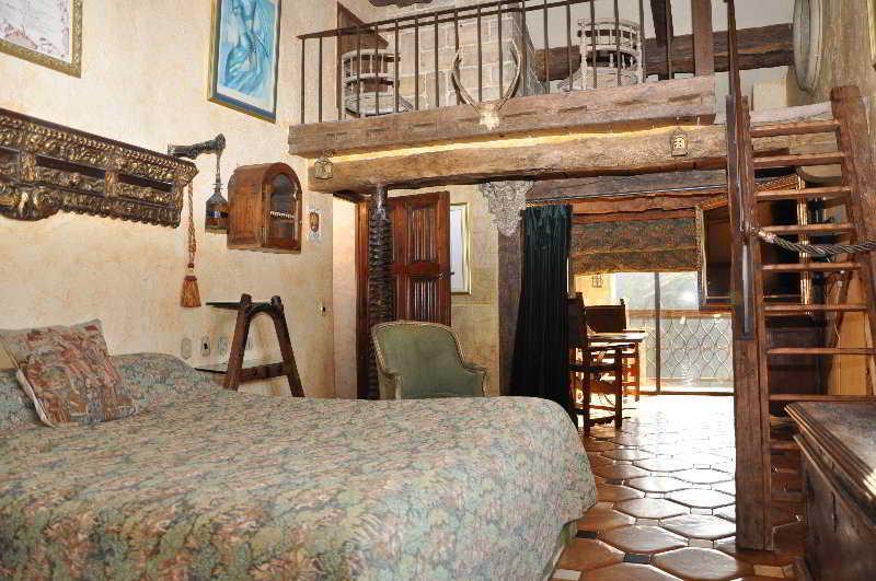 Chateau Hotel La Vignette Haute Auribeau-sur-Siagne Dış mekan fotoğraf